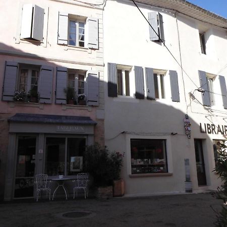 Le Pigeonnier Apartment Malaucene Exterior photo