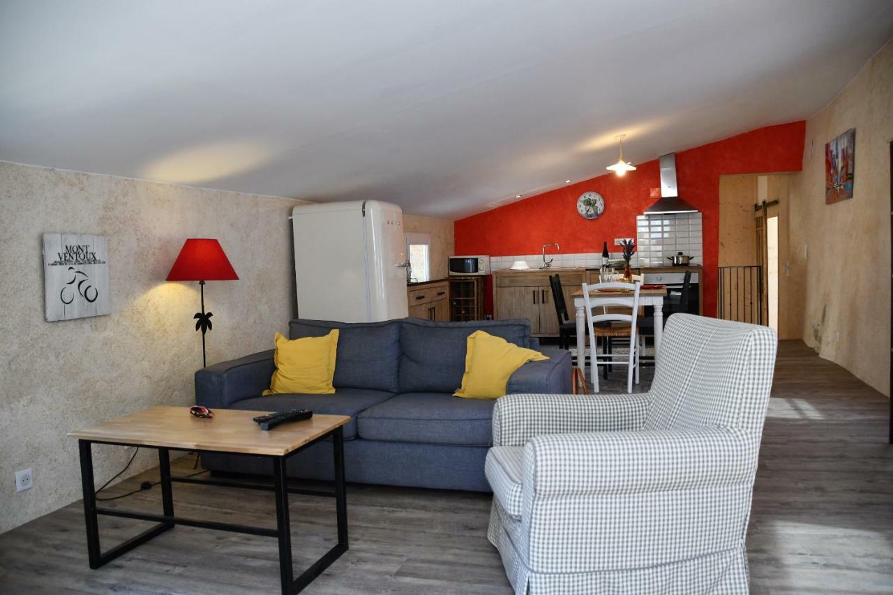 Le Pigeonnier Apartment Malaucene Exterior photo